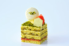 香り高いピスタチオづくしのケーキ